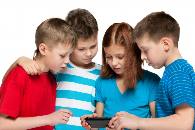 Picture from 4 Questions to Ask Before You Buy Your Child a Smartphone