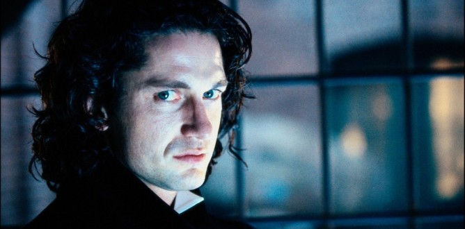 Dracula 2000 parents guide