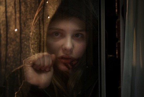 Let Me In parents guide