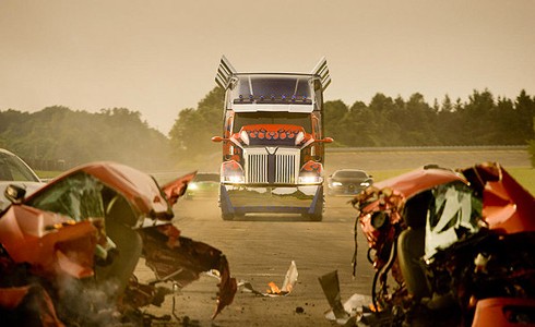 Transformers: Age of Extinction parents guide