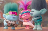 Trolls Band Together