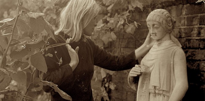 Marianne &amp; Leonard: Words of Love parents guide
